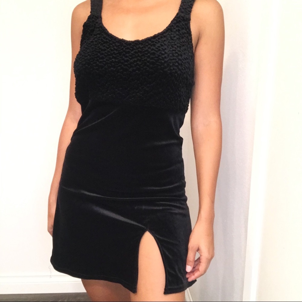 Vintage velvet dress with slit